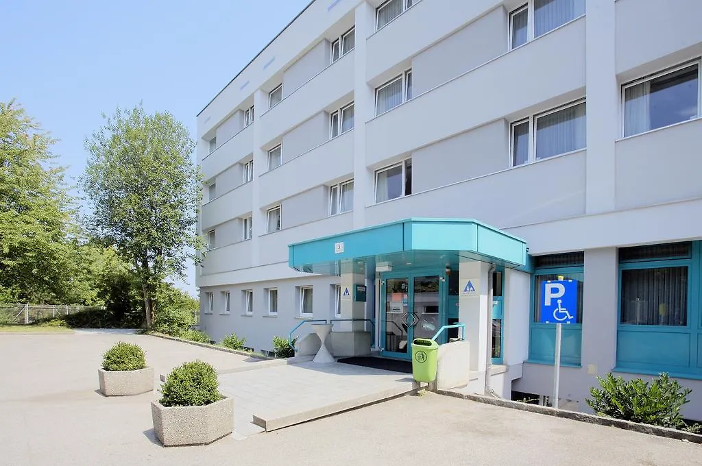 Jugendgästehaus Linz-1